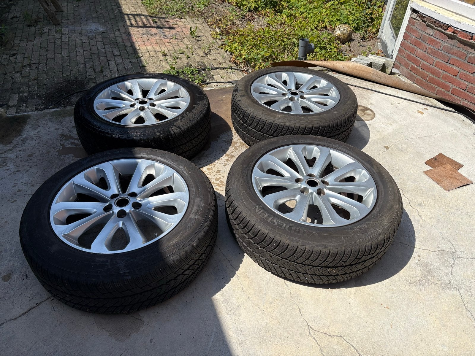 Banden met velgen voor Range Rover Sport (2015), Auto-onderdelen, Banden en Velgen, Ophalen, Gebruikt, 255 mm, Banden en Velgen