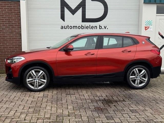 BMW X2 SDrive20i High Executive - Dealer onderhouden-Head-UP, 1998 cc, X2, 1435 kg, Automatische klimaatregeling