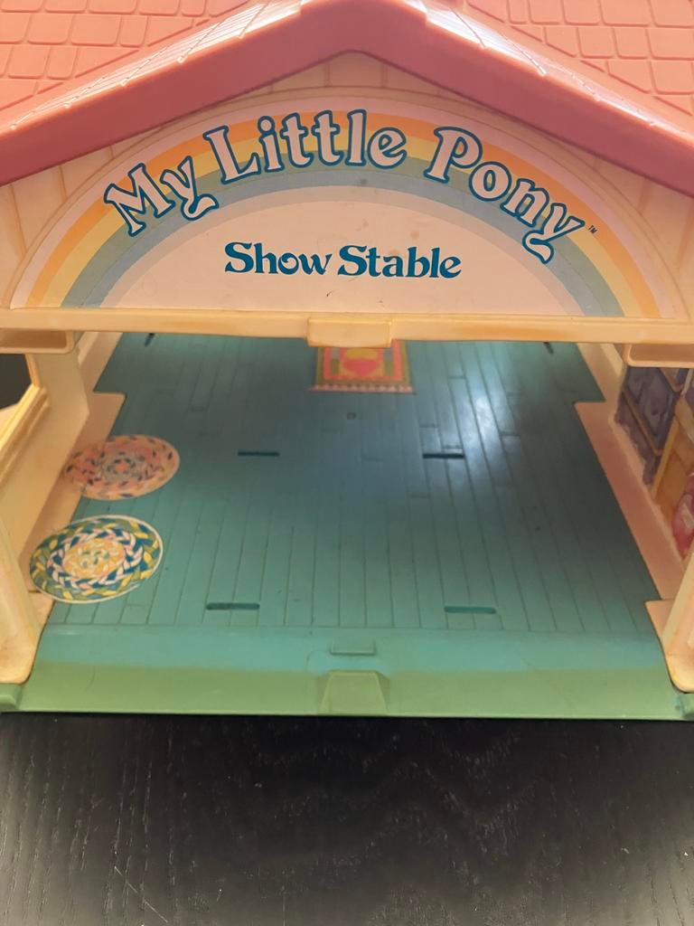 My Little Pony Show Stable G1 jaren 80, Kinderen en Baby's, Speelgoed | My Little Pony, Ophalen, Gebruikt