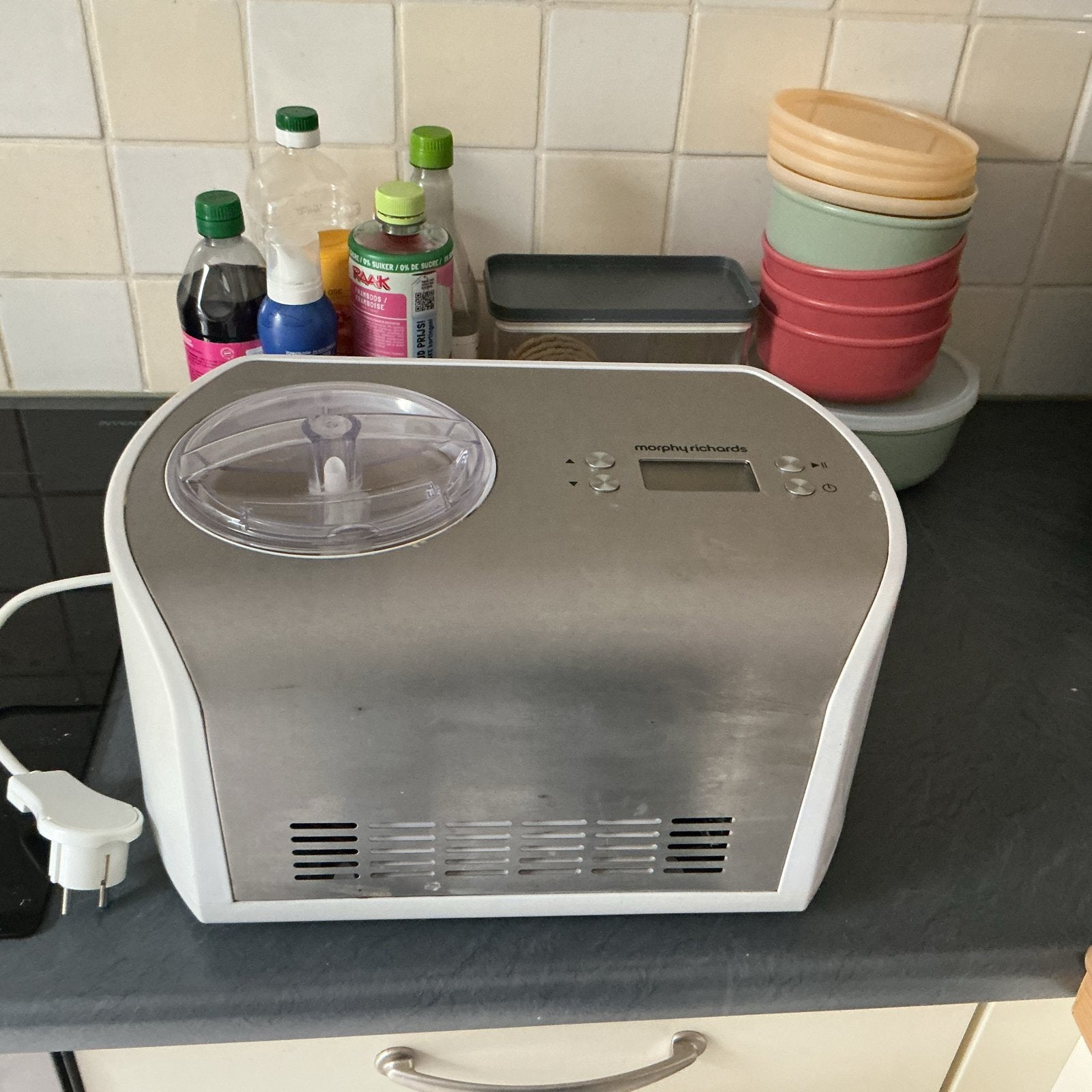 Morphy Richards IJsmachine - Zelfvriezend, Ophalen of Verzenden, Zo goed als nieuw, Zelfvriezend