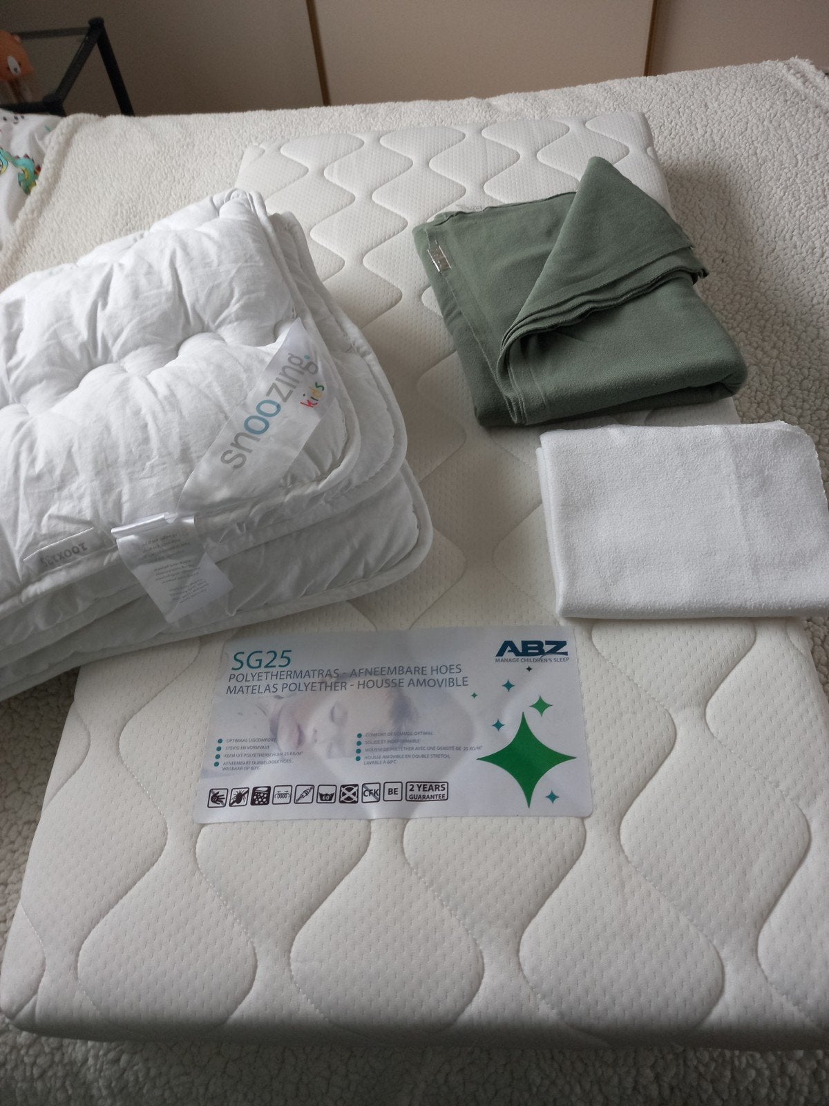 ABZ Polyethermatras SG25 met afneembare hoes, 70 tot 85 cm, Ophalen of Verzenden, Zo goed als nieuw, Minder dan 140 cm