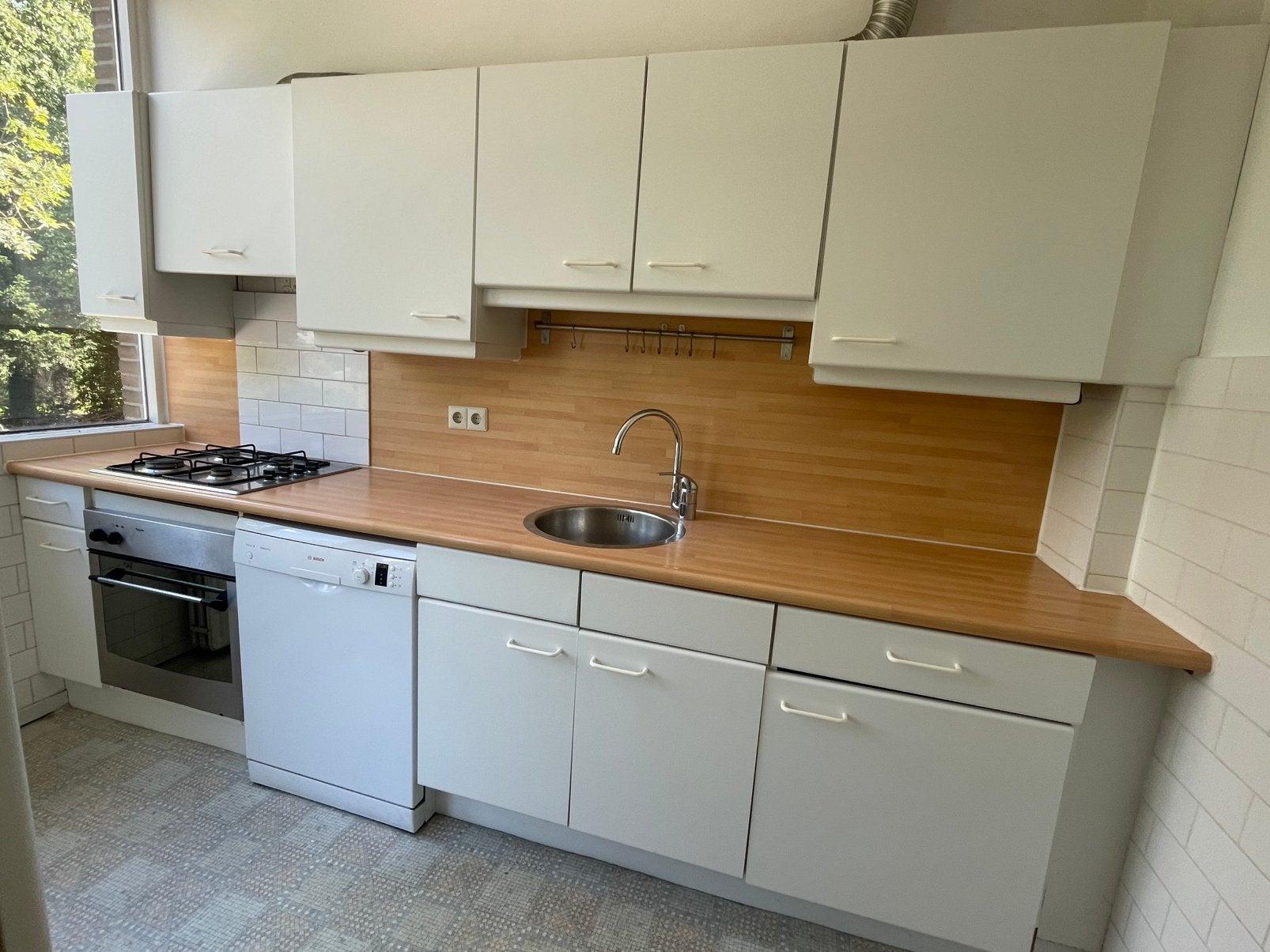Gratis keuken incl. Bosch vaatwasser, zelf demonteren, Huis en Inrichting, Ophalen, Gebruikt, Wit, Enkelwandige keuken