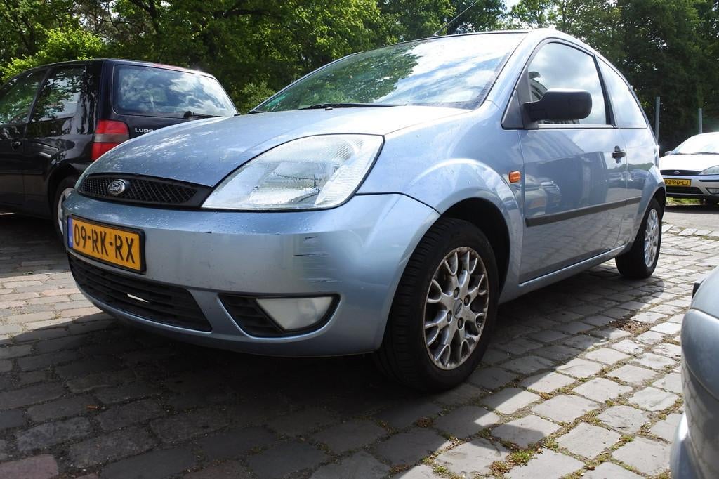 Ford Fiesta 1.3 Futura 222 dkm nw apk tot 20-6-2027 div exst, 1299 cc, Stof, 4 cilinders, Blauw