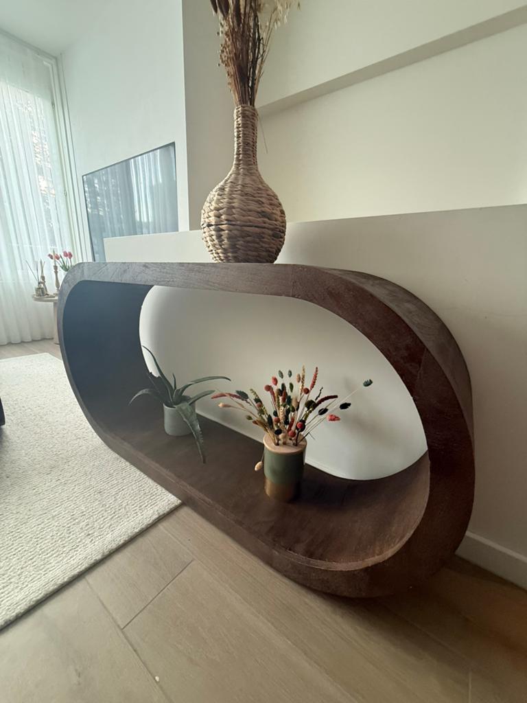 Byboo Eleonora mangohout - Stijlvolle Sidetable, 100 tot 150 cm, Ophalen of Verzenden, Zo goed als nieuw, Ovaal