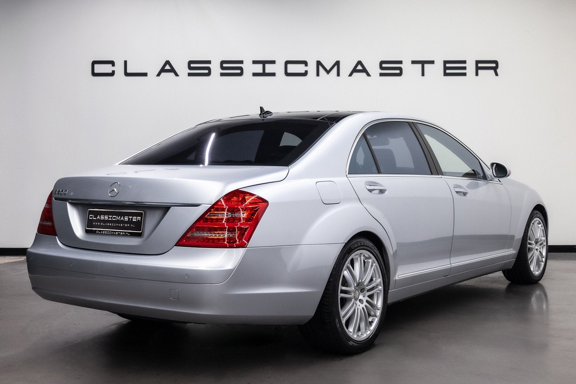 Mercedes-Benz S-Klasse 500 Prestige Plus Fiscale waarde €, Auto's, Mercedes-Benz, Automaat, 5461 cc, Achterwielaandrijving, Gebruikt