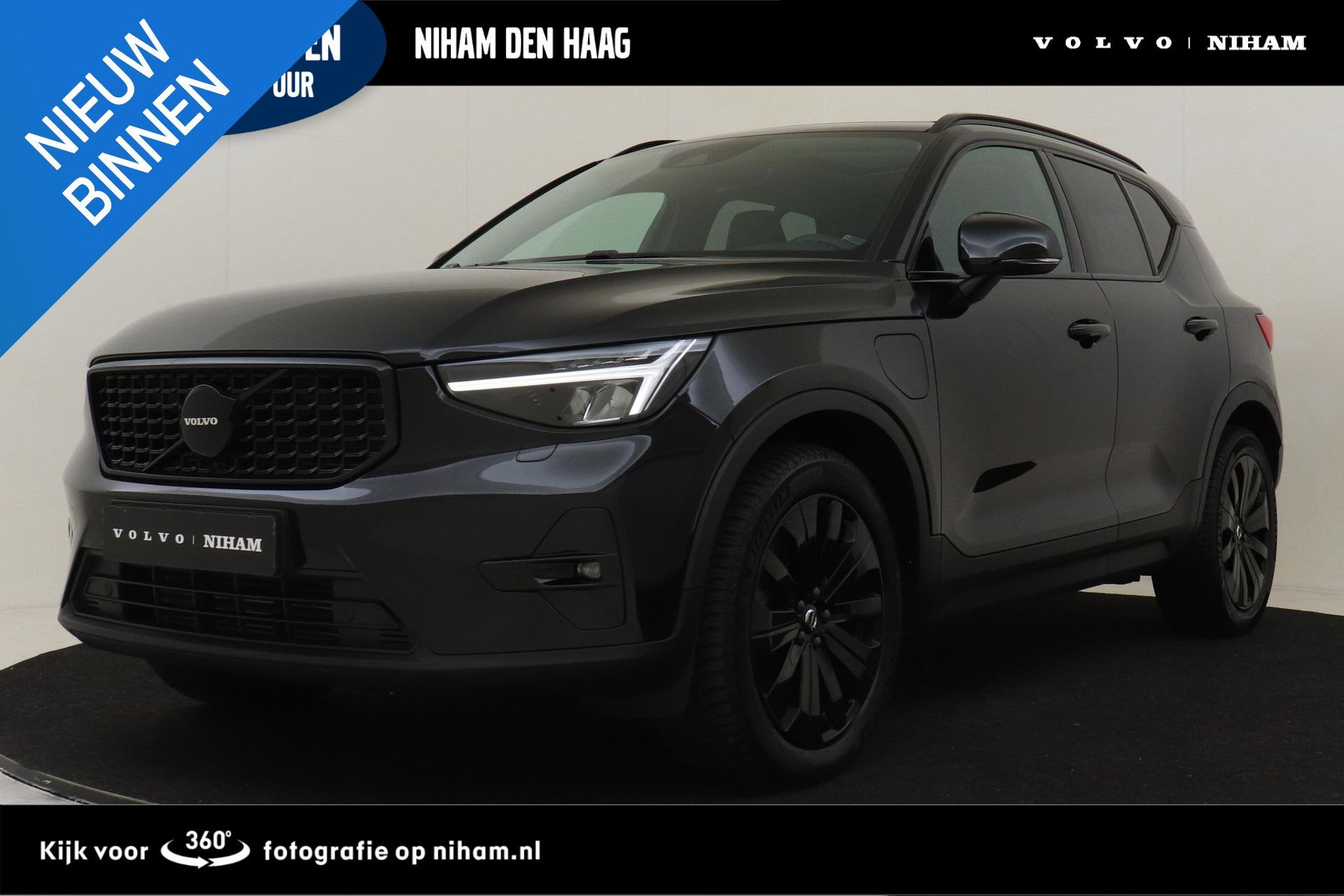 Volvo XC40 T4 PLUG-IN HYBRID ULTIMATE BLACK EDITION -PANO.DA, 12 maanden, 1712 kg, Zwart, Bedrijf
