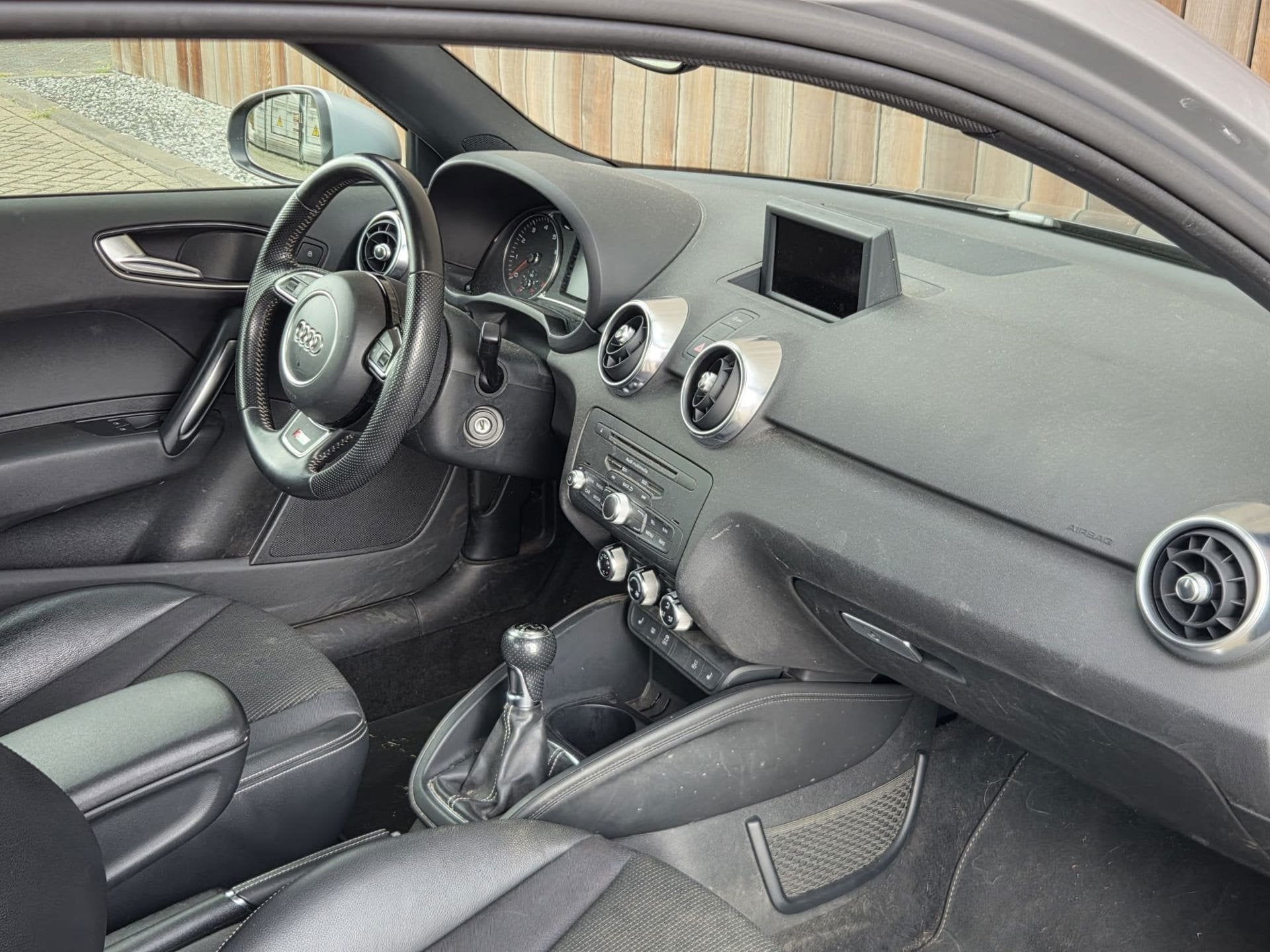 Audi A1 1.2 TFSI Attraction Navigatie, Voorwielaandrijving, Euro 5, 86 pk, 4 cilinders