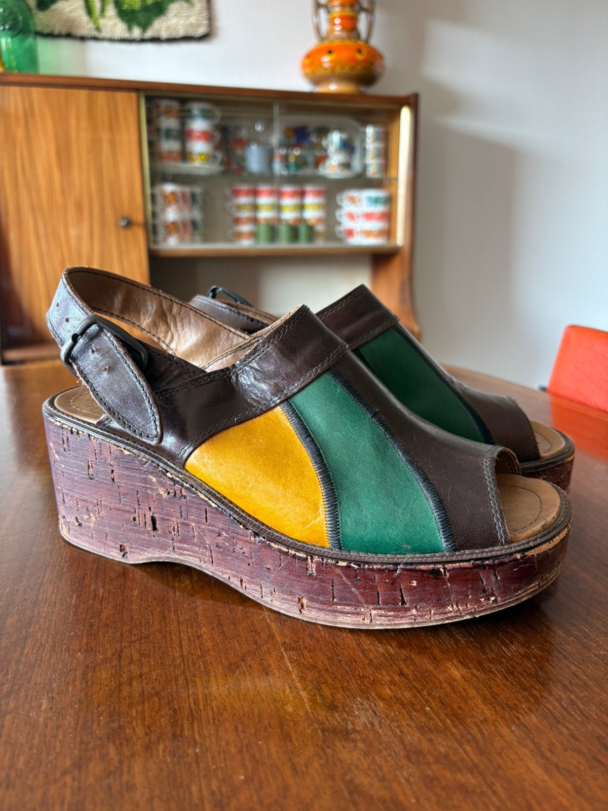 Retro vintage hippie jaren 70 plateau sandalen maat 39/40, Ophalen of Verzenden, Zo goed als nieuw, Groen, Sandalen of Muiltjes