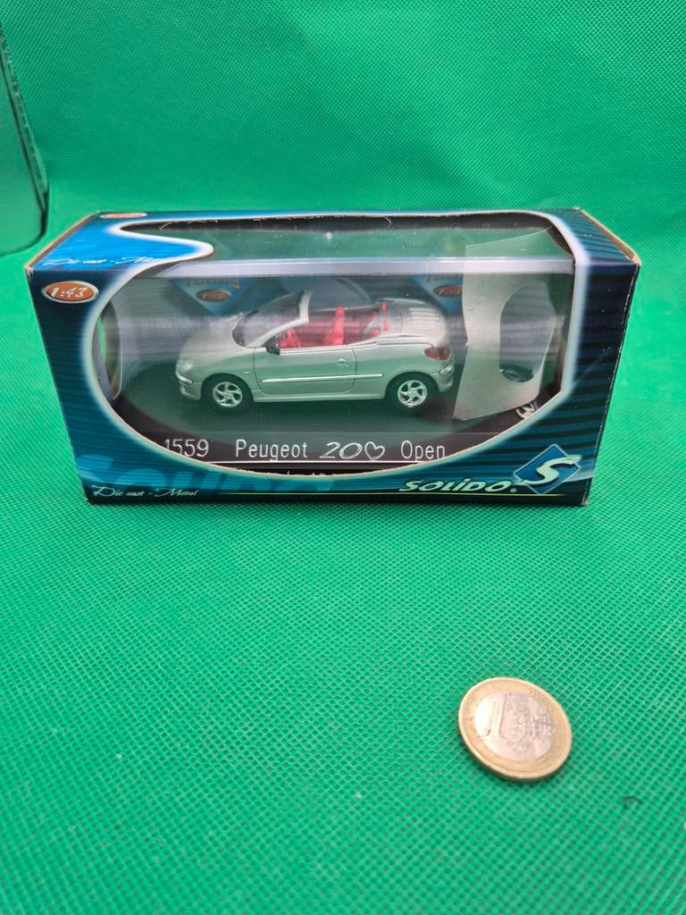 166 peugoet 208 open 1/43 Solido, Hobby en Vrije tijd, Modelauto's | 1:43, Zo goed als nieuw, Auto, Solido, Ophalen of Verzenden
