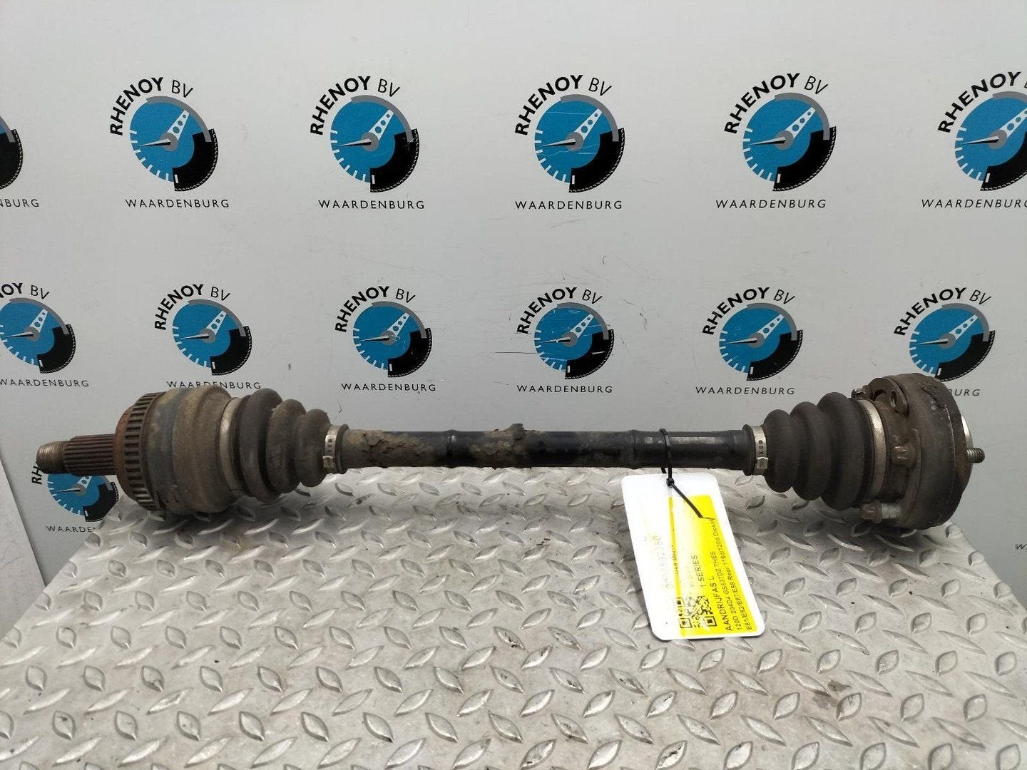 BMW 1 SERIES E87 120D  AANDRIJFAS L 2005, Ophalen of Verzenden, Gebruikt, Stiba lid