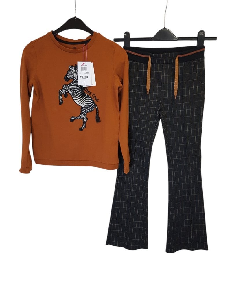Prachtige zwart-bruine NONO flare sweatpant mt 11/12-146/152, Kinderen en Baby's, Kinderkleding | Maat 146, Broek, Verzenden, Meisje