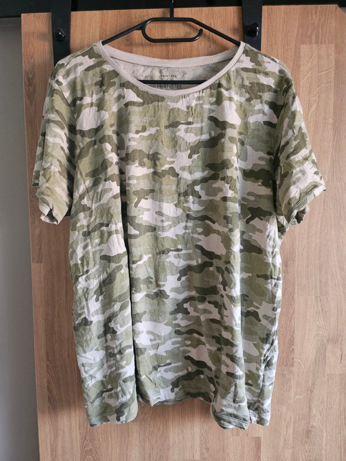 Primark Camouflage T-shirt Maat 2XL, Overige maten, Ophalen of Verzenden, Gedragen, Groen