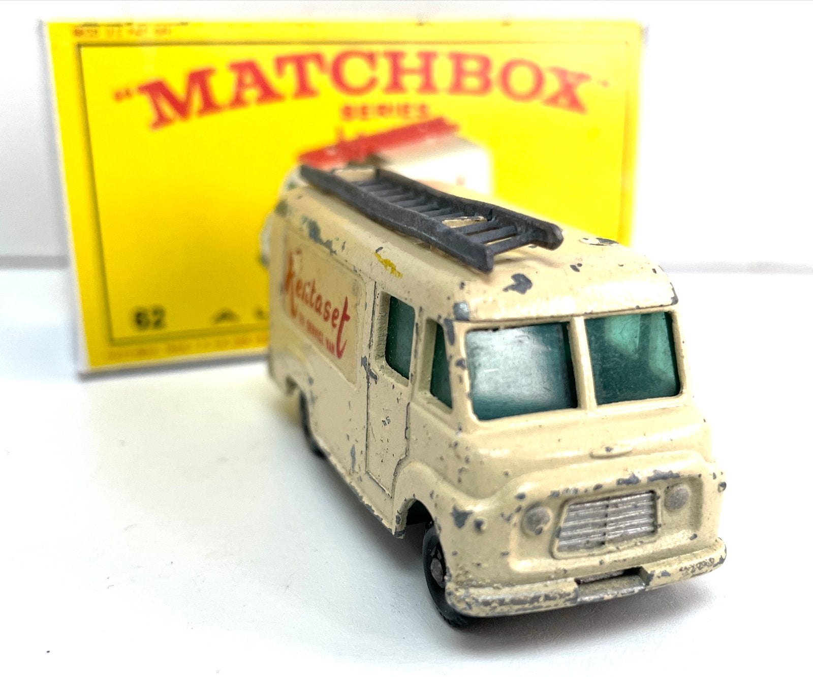 Matchbox Series 62 Commer TV Service Van met doos, Ophalen of Verzenden, Gebruikt, Matchbox