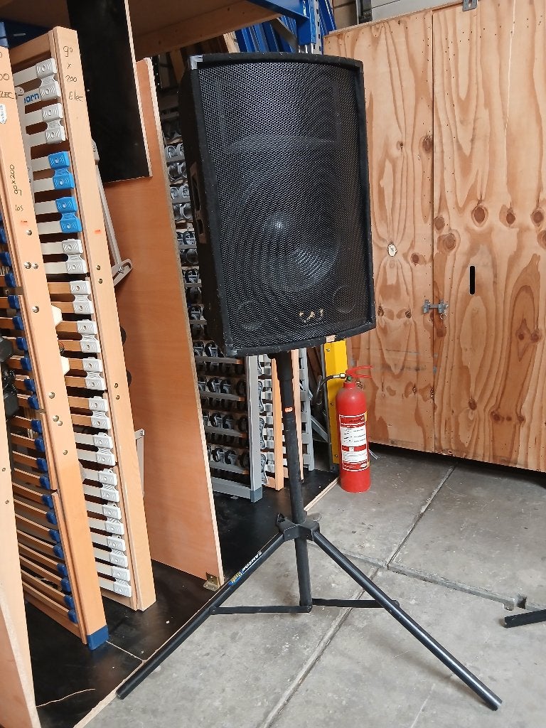 Speakers op statief, Vloerstaande luidspreker, Gebruikt, Inclusief standaarden, .