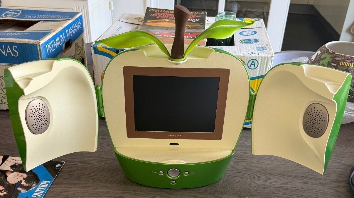 Hannspree T094 LCD TV - Groen/crème appelvorm, Meerbuscher Str. 72, Haus 6b 40670 Meerbusch Duitsland, Gebruikt, 50 Hz, Service@eu.hannspree.com