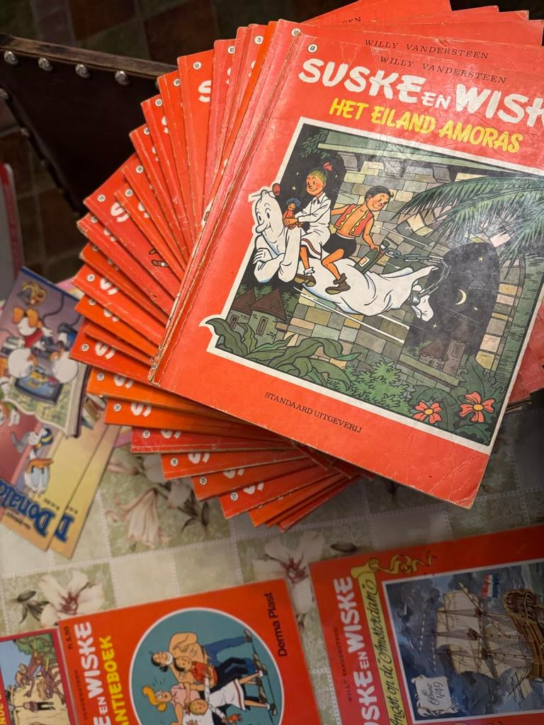 Grote collectie Suske en Wiske stripboeken, Meerdere stripboeken, Ophalen of Verzenden, Gelezen