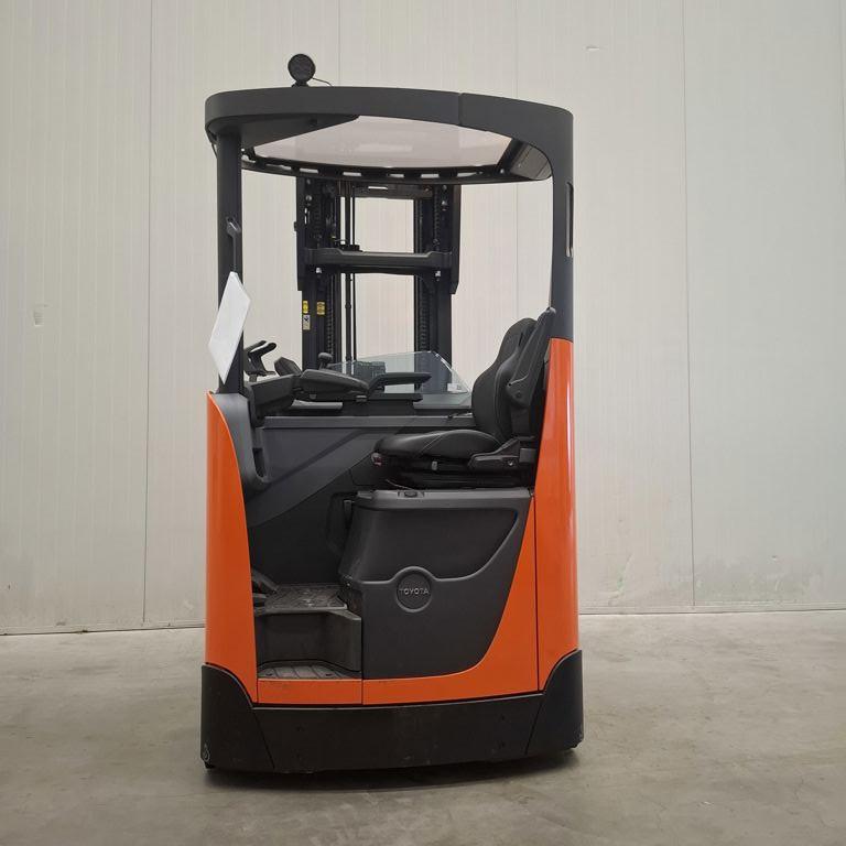 TOYOTA RRE160H, 1000 tot 2000 kg, Overige aandrijving, Reachtruck, TOYOTA