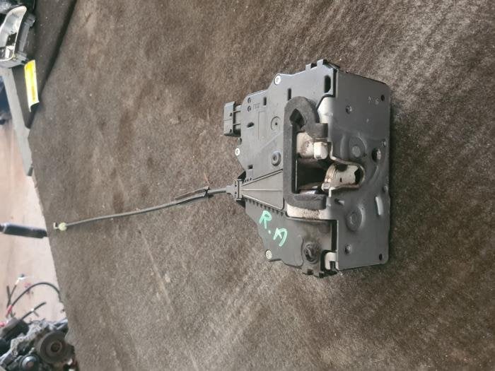Deurslot Mechaniek 4Deurs rechts-achter van een Fiat Punto G, Auto-onderdelen, Gebruikt, -, -, Fiat