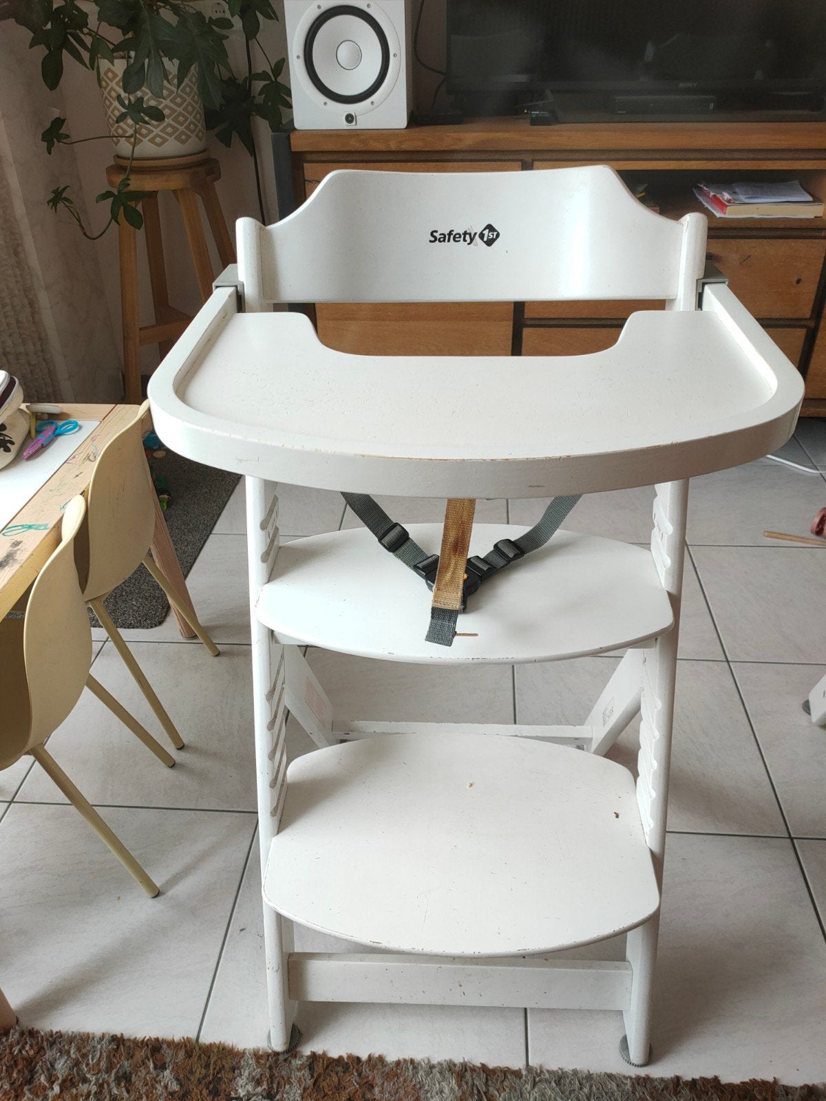 Safety First kinderstoel, Kinderen en Baby's, Kinderstoelen, Ophalen, Gebruikt, Meegroeistoel, Afneembaar eetblad