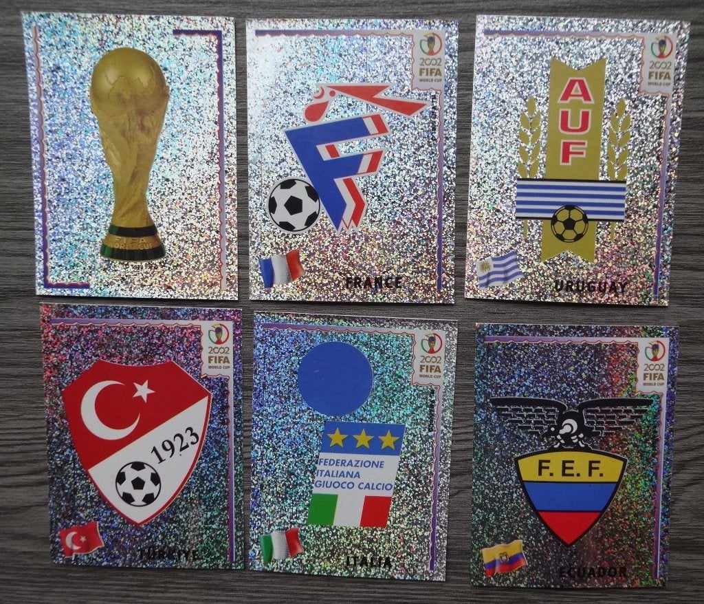 Panini plaatjes WK 2002  Korea/Japan   6x BADGES, Ophalen of Verzenden, Nieuw, Buitenlandse clubs, Poster, Plaatje of Sticker