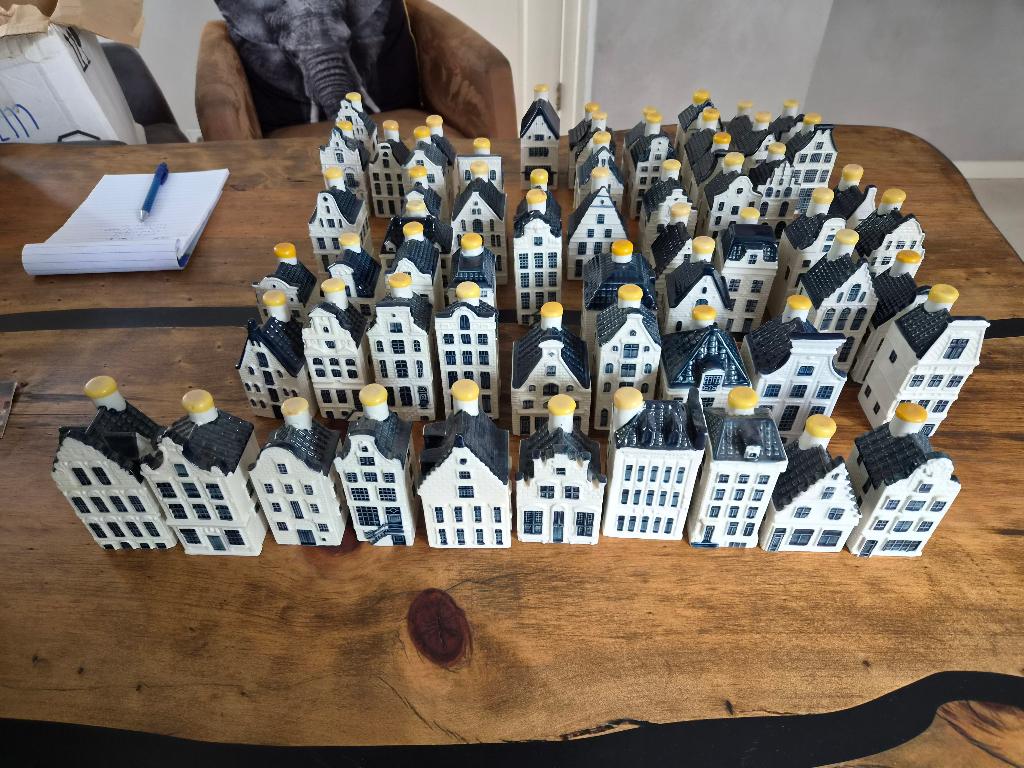 Klm huisjes verzameling, Ophalen of Verzenden, Zo goed als nieuw, 1 t/m 20, Gevuld