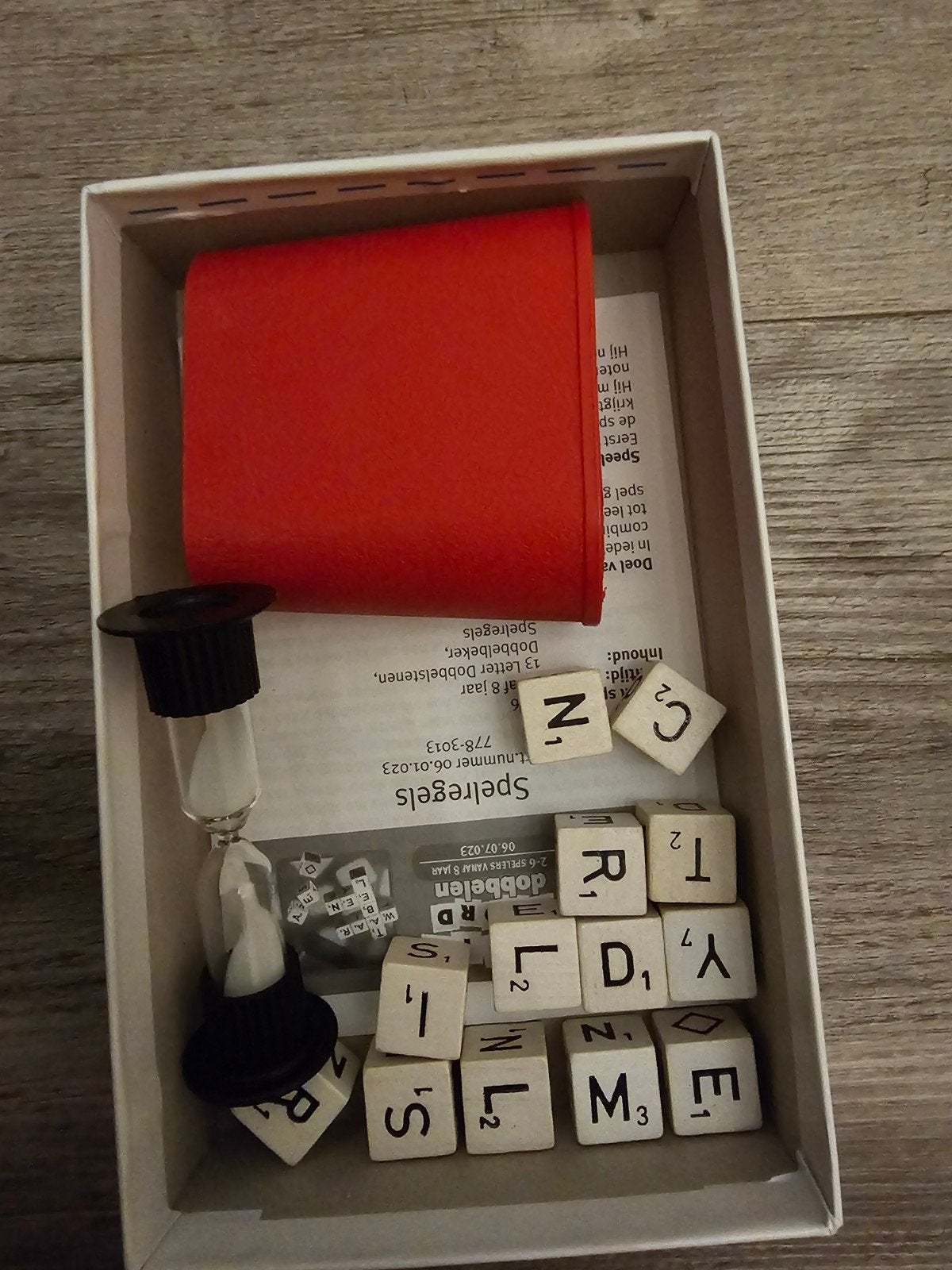 kruiswoord dobbelspel, Zo goed als nieuw, Drie of vier spelers, Reisspel, Ophalen