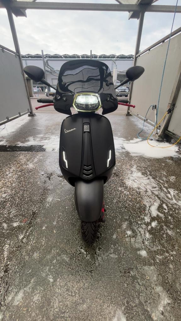 Vespa Sprint e5 2021 brom 52km/u - Full Option 2de eigenaar, Fietsen en Brommers, Scooters | Vespa, Zo goed als nieuw, Overige modellen