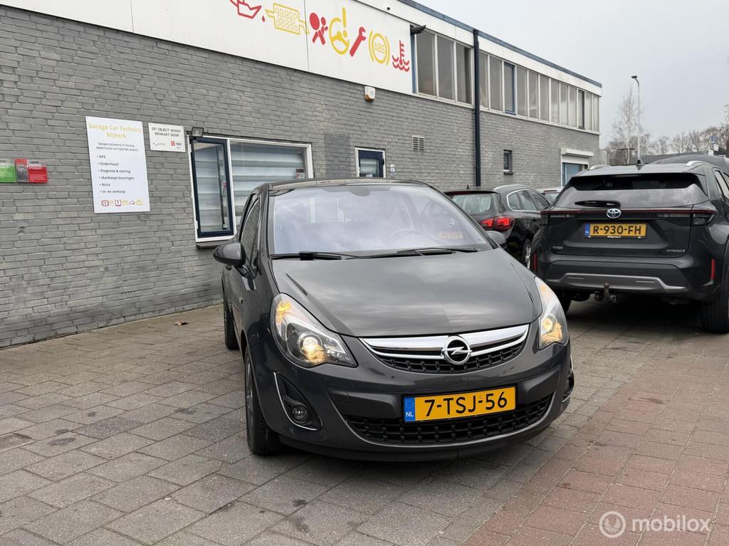 Opel Corsa 1.2-16V Cosmo automaat |airco, Auto's, Opel, Euro 5, 750 kg, 4 cilinders, 1229 cc