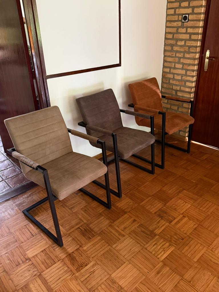 Eetkamerstoelen 3 stuks, Huis en Inrichting, Stoelen, Ophalen, Gebruikt, Drie