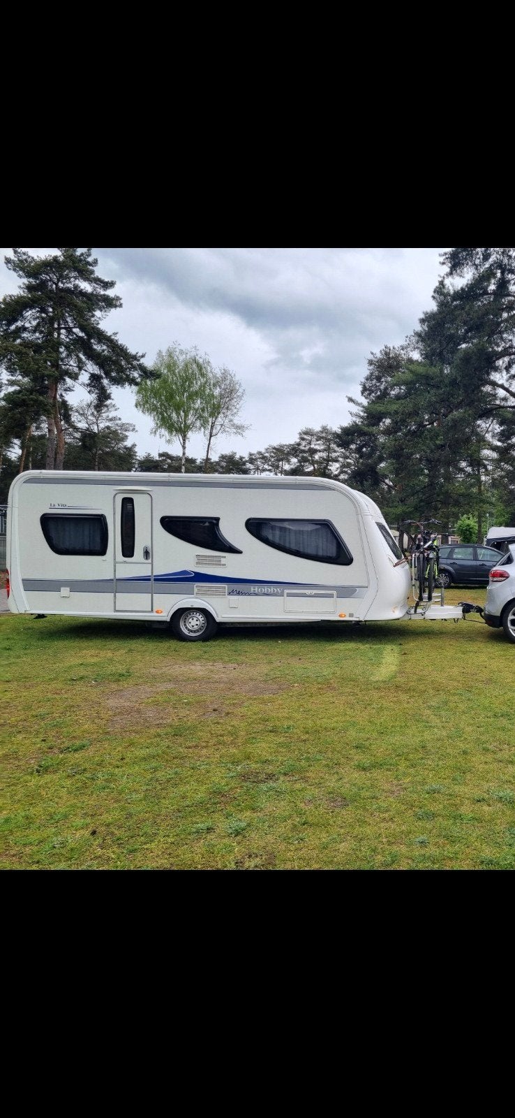 TE KOOP! Caravan Hobby La Vita Bionda 495 UL BJ 2010, 2 aparte bedden, Rondzit, Hobby, 7 tot 8 meter