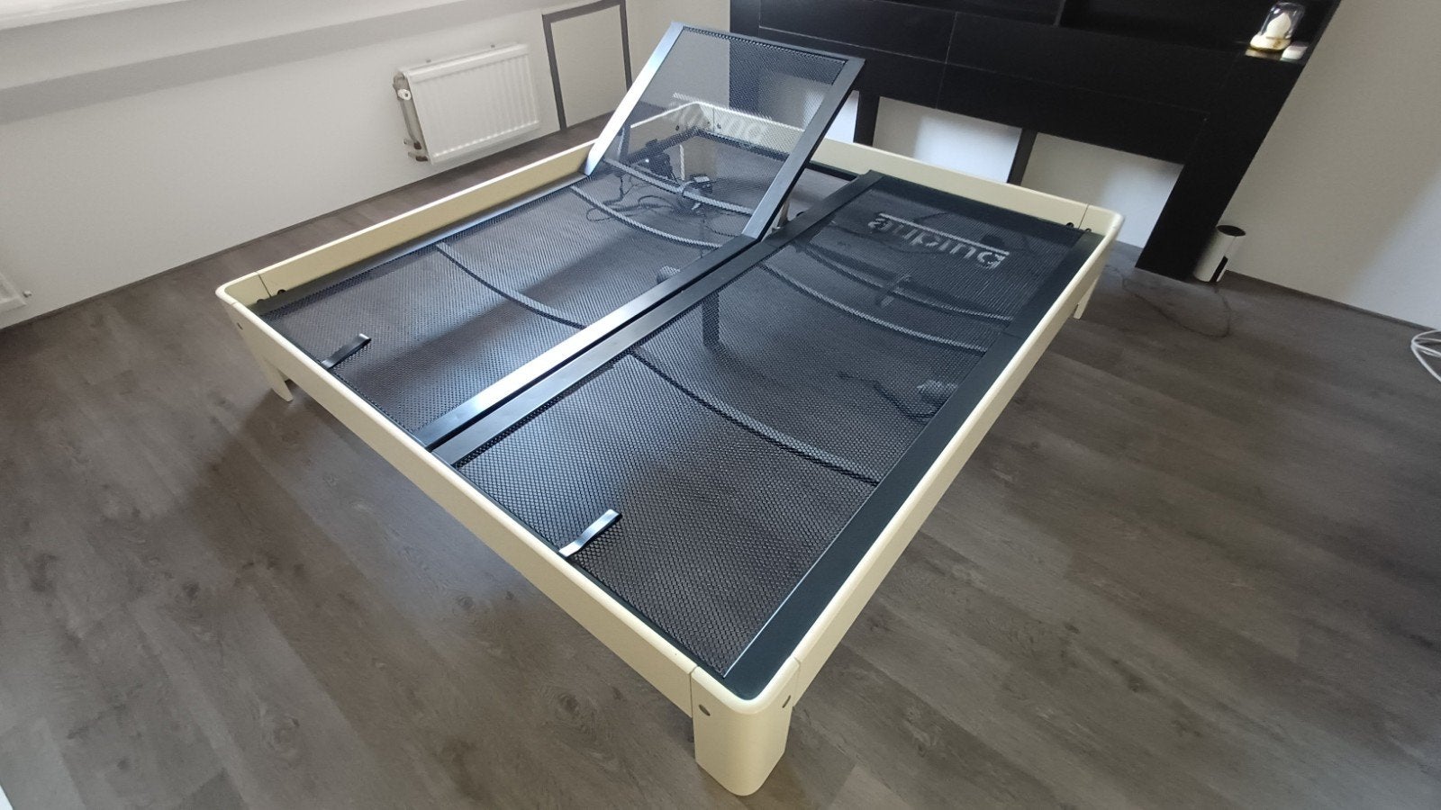 Auping Auronde bedframe met verstelbare spiraalbodems, Huis en Inrichting, Ophalen, Tweepersoons, 180 cm, Hout