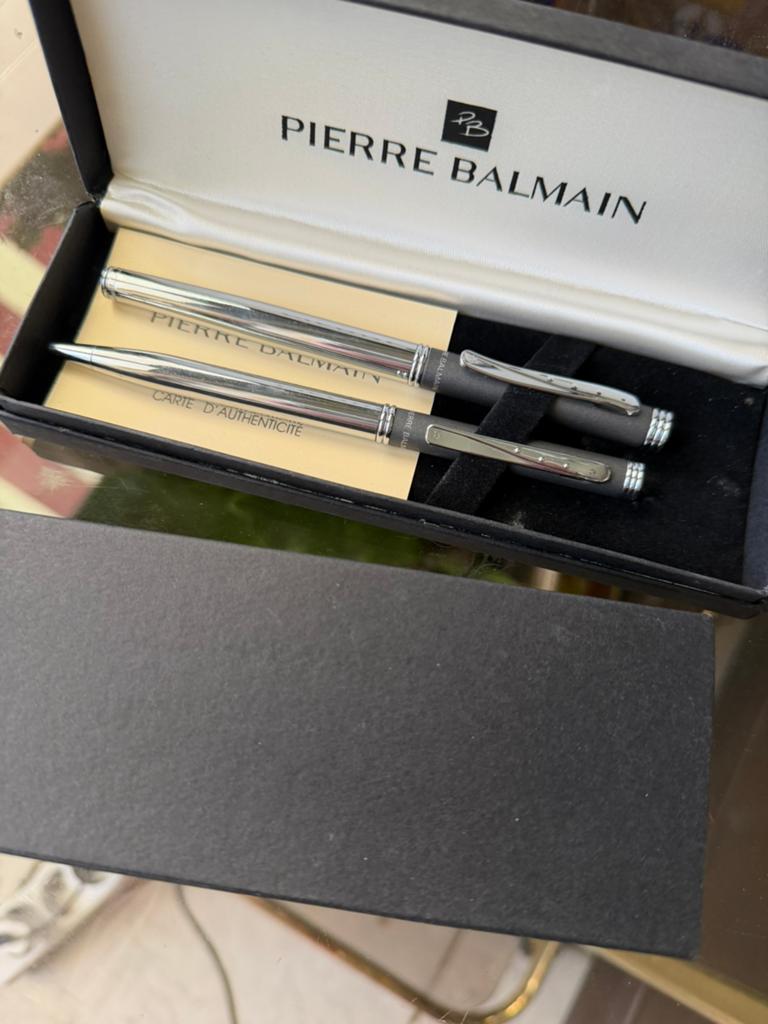 Balmain vintage pennensetje, Verzamelen, Pennenverzamelingen, Verzenden, Vulpen, Overige merken