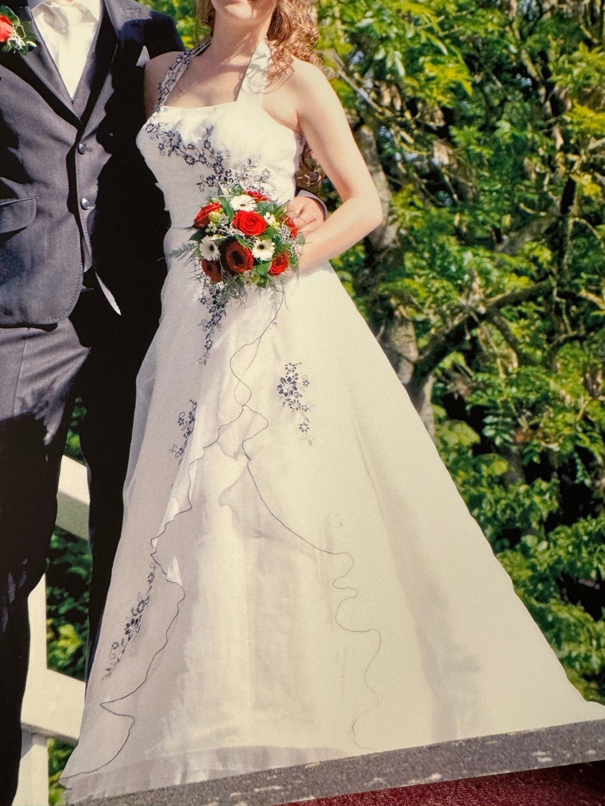 Trouwjurk wit met zwarte bloemetjes, maat M/L, Ophalen of Verzenden, Gedragen, Wit, Trouwjurk
