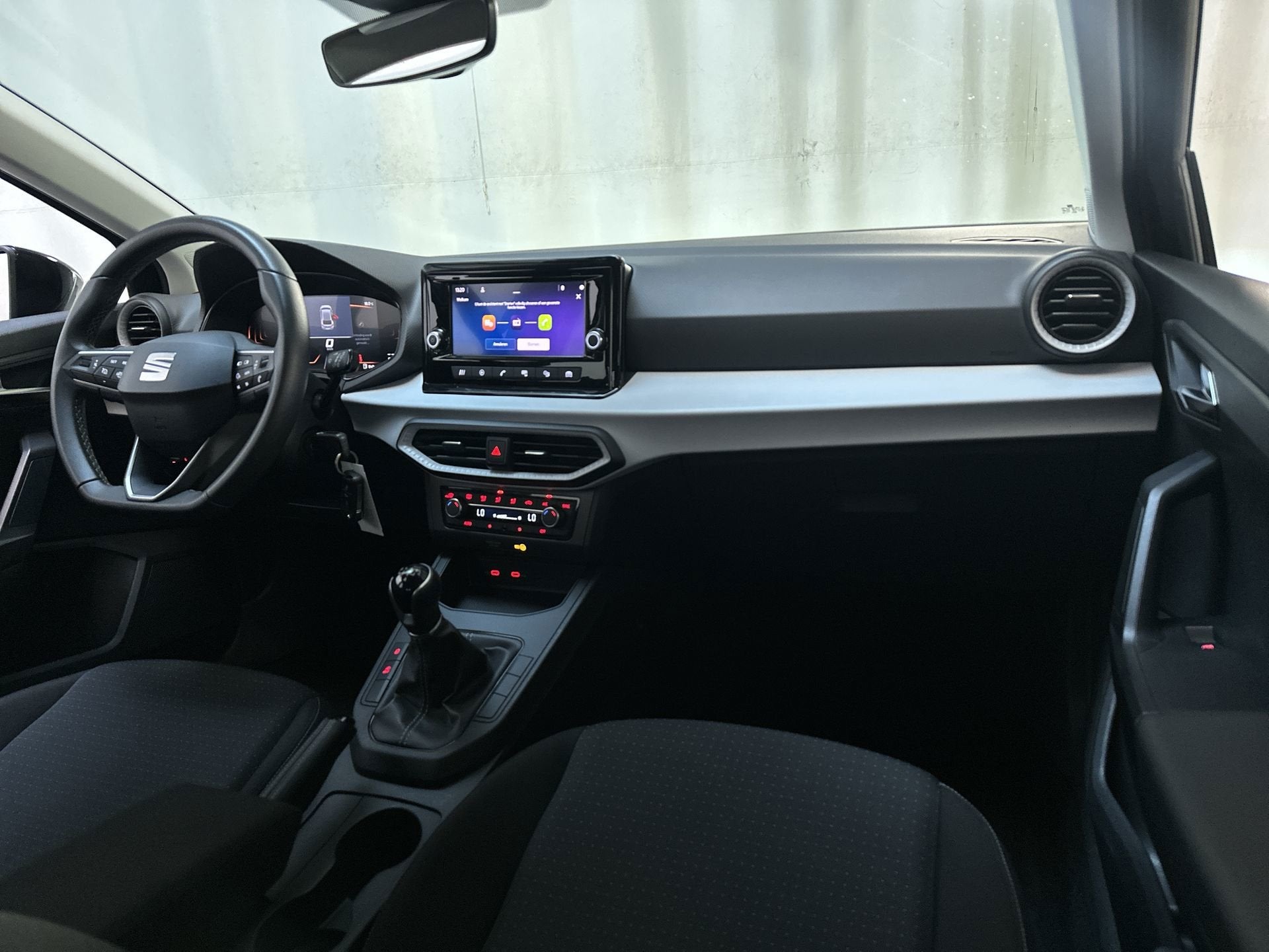 Seat Ibiza 1.0 EcoTSI Style App-Connect Virtual Cockpit DAB+, Voorwielaandrijving, Dealer onderhouden, Stof, 95 pk