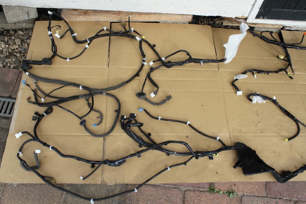 Foto 3 van Nissan leaf 2015 Tekna interieur kabelboom compleet