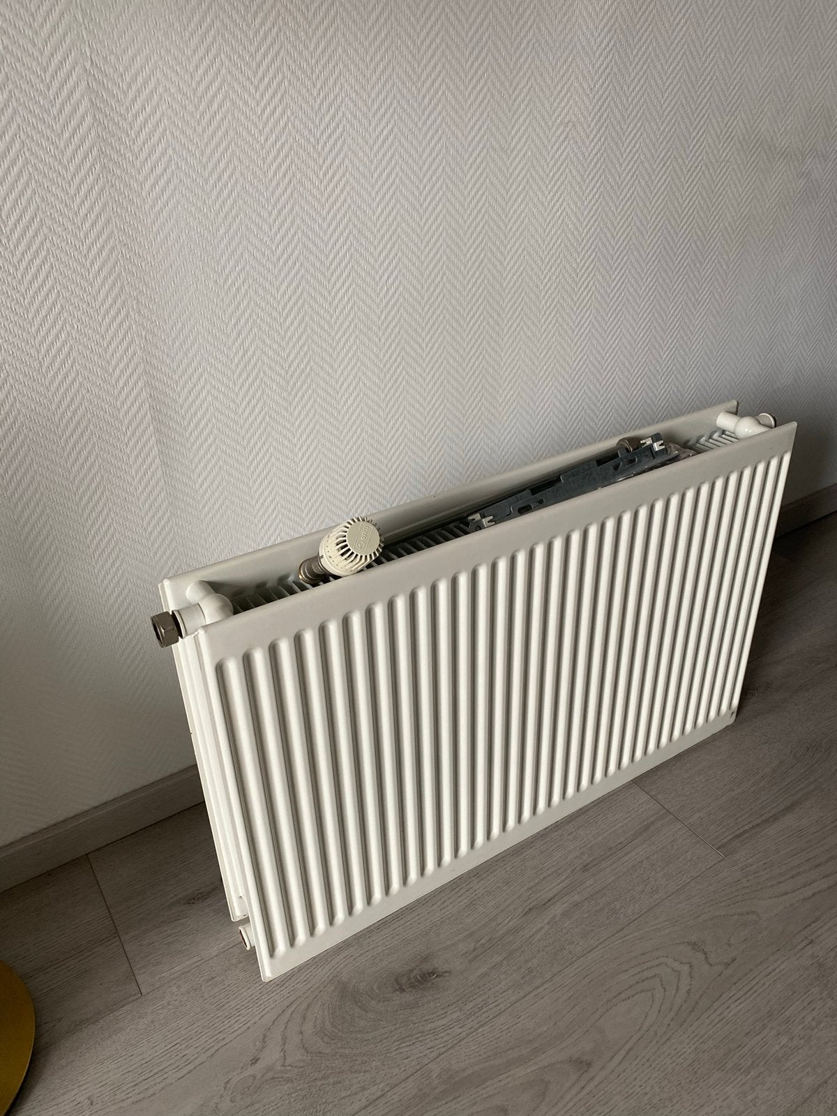 Witte radiator met thermostaatknop 50x80 T22, Ophalen, 30 tot 80 cm, Radiator, 60 tot 150 cm