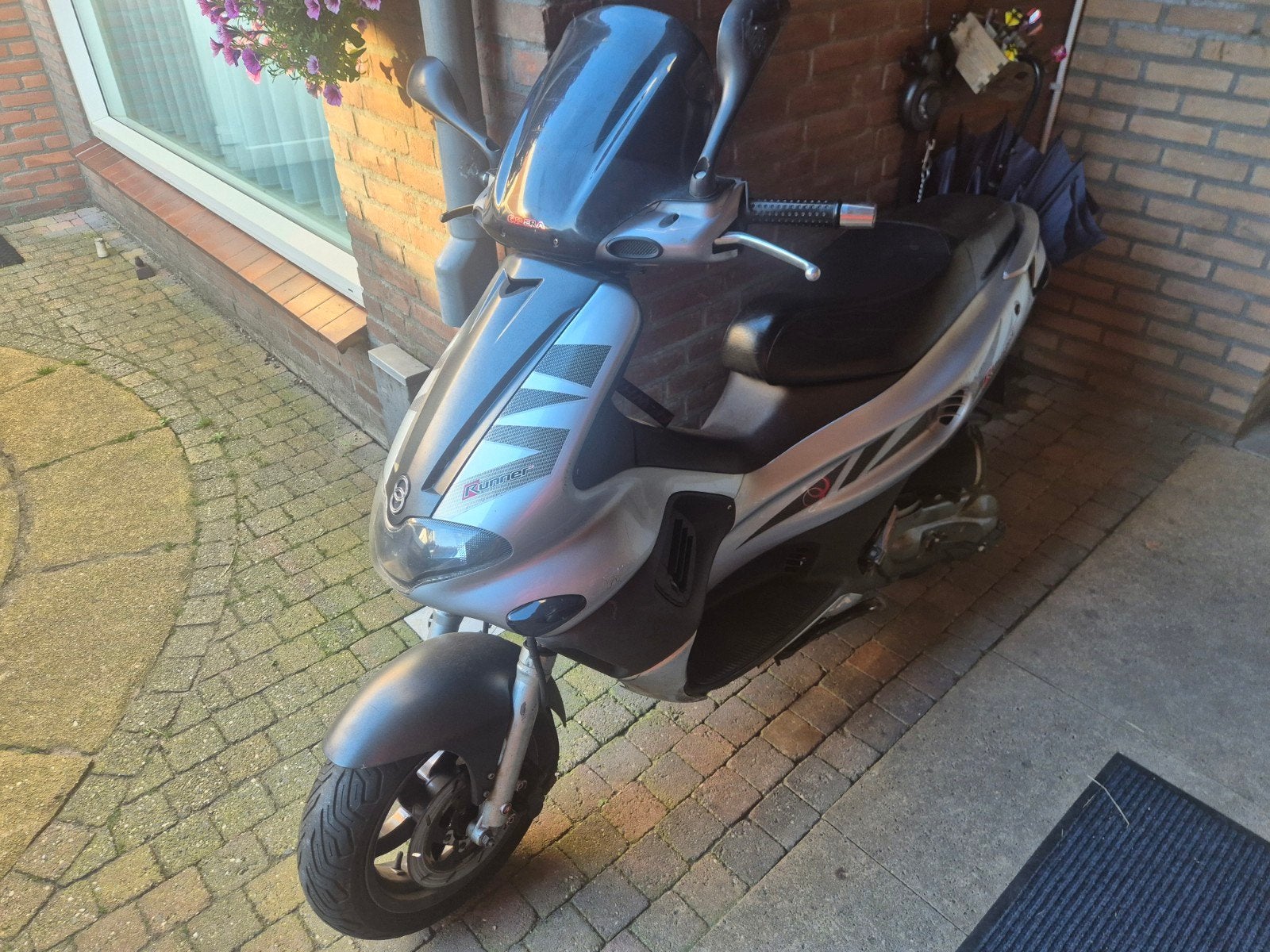 Gilera runner sp pro., Fietsen en Brommers, Scooters | Overige merken, Ophalen, Gebruikt, Tweetakt