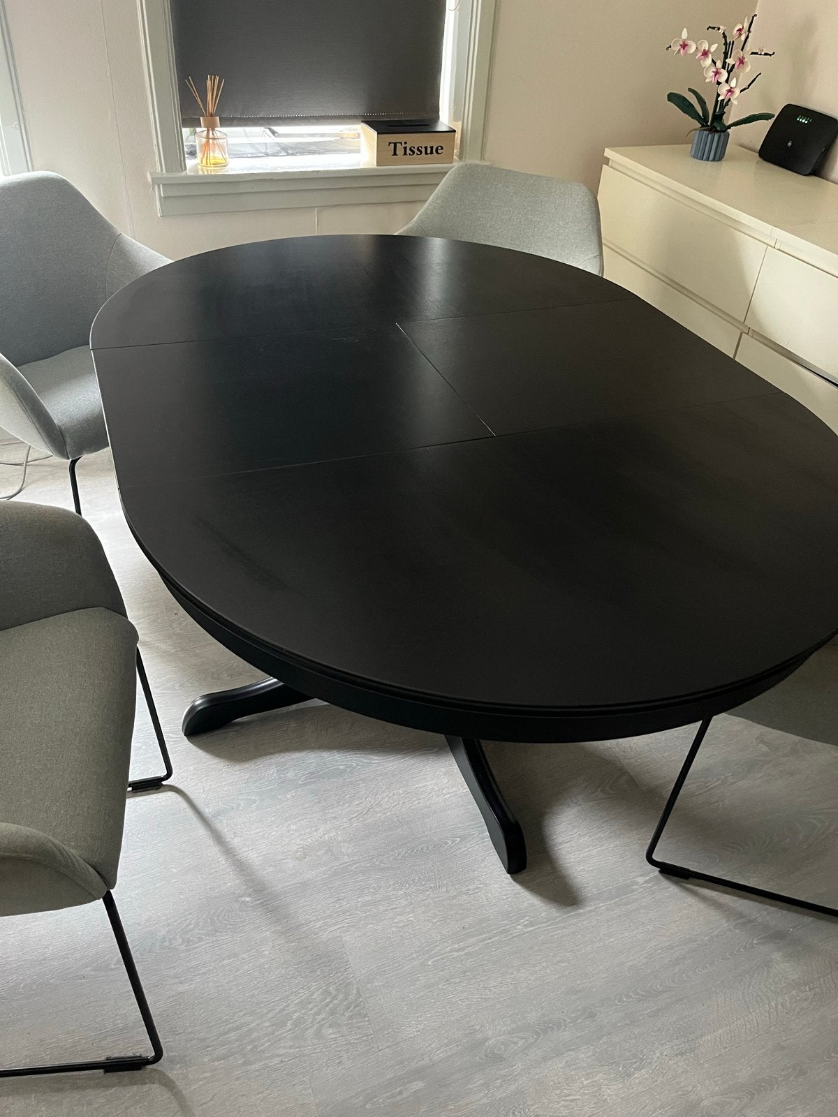 Foto 4 van Uitschuifbare Eettafel met stoelen