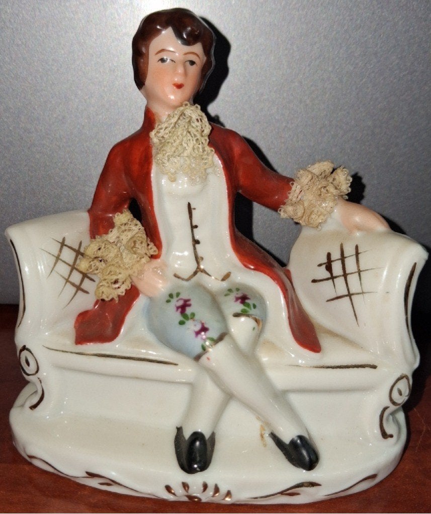 porseleinen bankje met man, Ophalen of Verzenden, Zo goed als nieuw, Overige materialen, Vintage