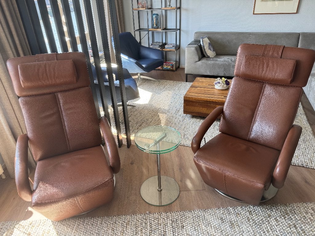2 Relaxfauteuils met draaivoet, Huis en Inrichting, Fauteuils, Minder dan 75 cm, Design, Ophalen of Verzenden, Zo goed als nieuw