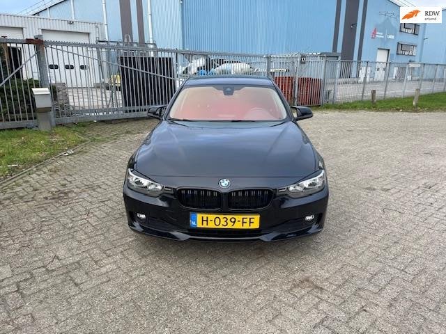 BMW 3-serie 316i High Executive, Auto's, 1360 kg, Euro 5, Gebruikt, 4 cilinders
