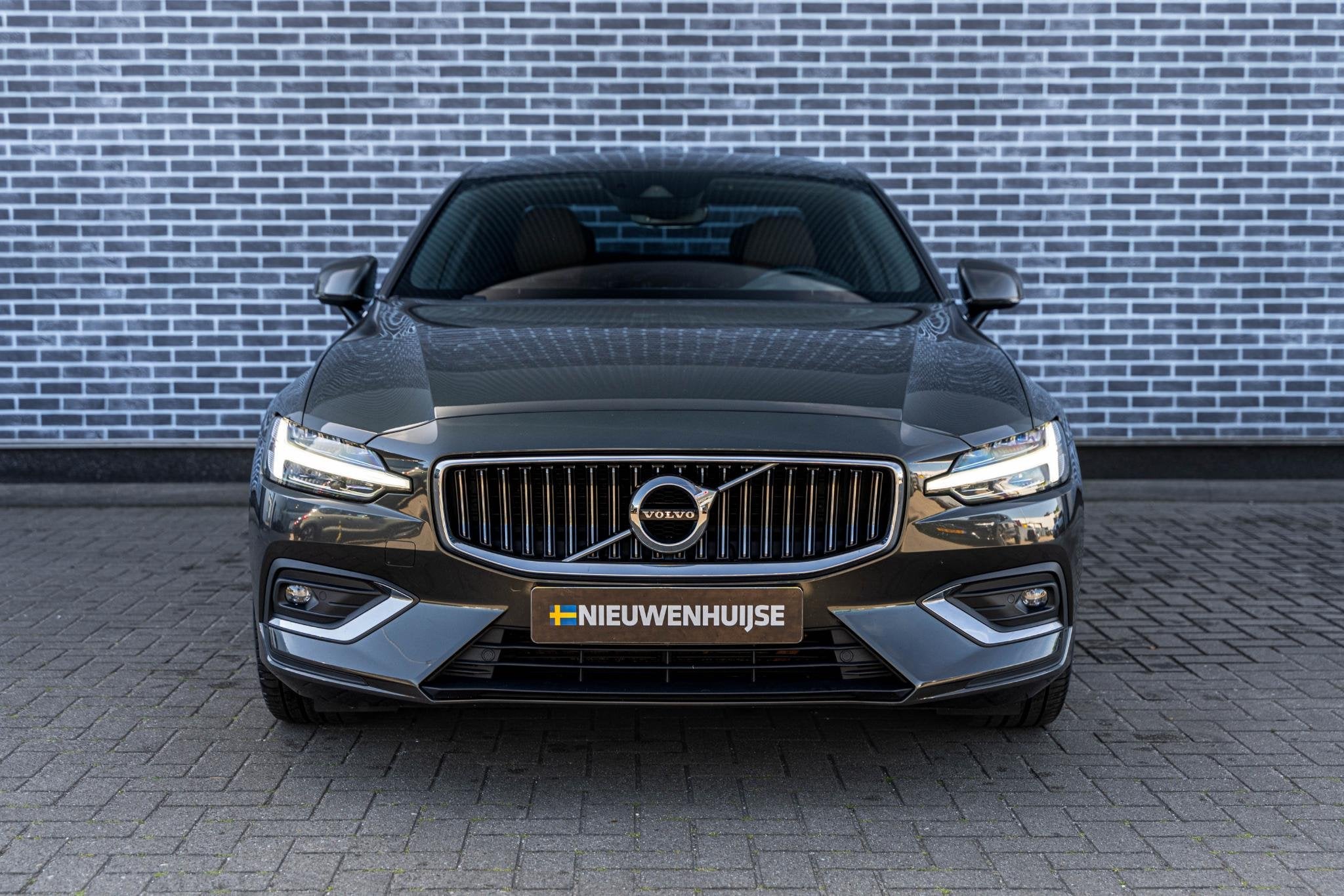 Volvo S60 2.0 B3 Inscription | Lederen Bekleding | Stoelverw, Auto's, 12 maanden, 15 km/l, Euro 6, 4 cilinders