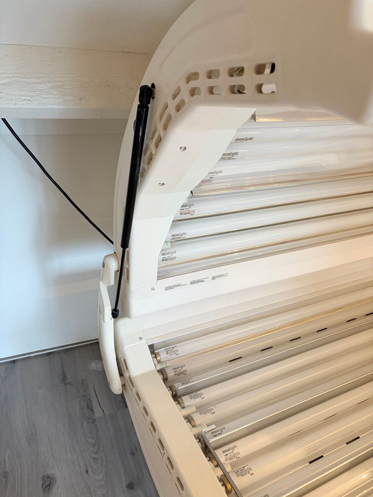 Hapro Emerald Zonnebank - Dubbelzijdig met Maxlight lampen, Witgoed en Apparatuur, Ophalen of Verzenden, Gebruikt, Zonnebank dubbelzijdig