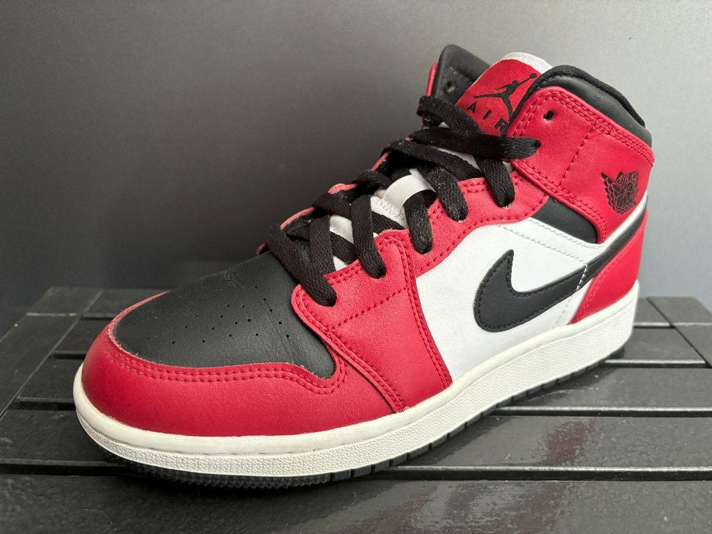 Nike Air Jordan 1 Mid Chicago Black Toe (GS) mt38 / 5.5y, Kinderen en Baby's, Nike Air Jordan, Jongen of Meisje, Schoenen, Ophalen of Verzenden