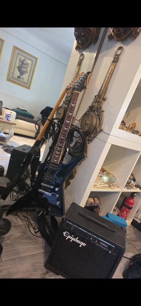 Silvertone liberator SSLR 1 electrische gitaar, Overige merken, Gebruikt, Met versterker, Ophalen of Verzenden