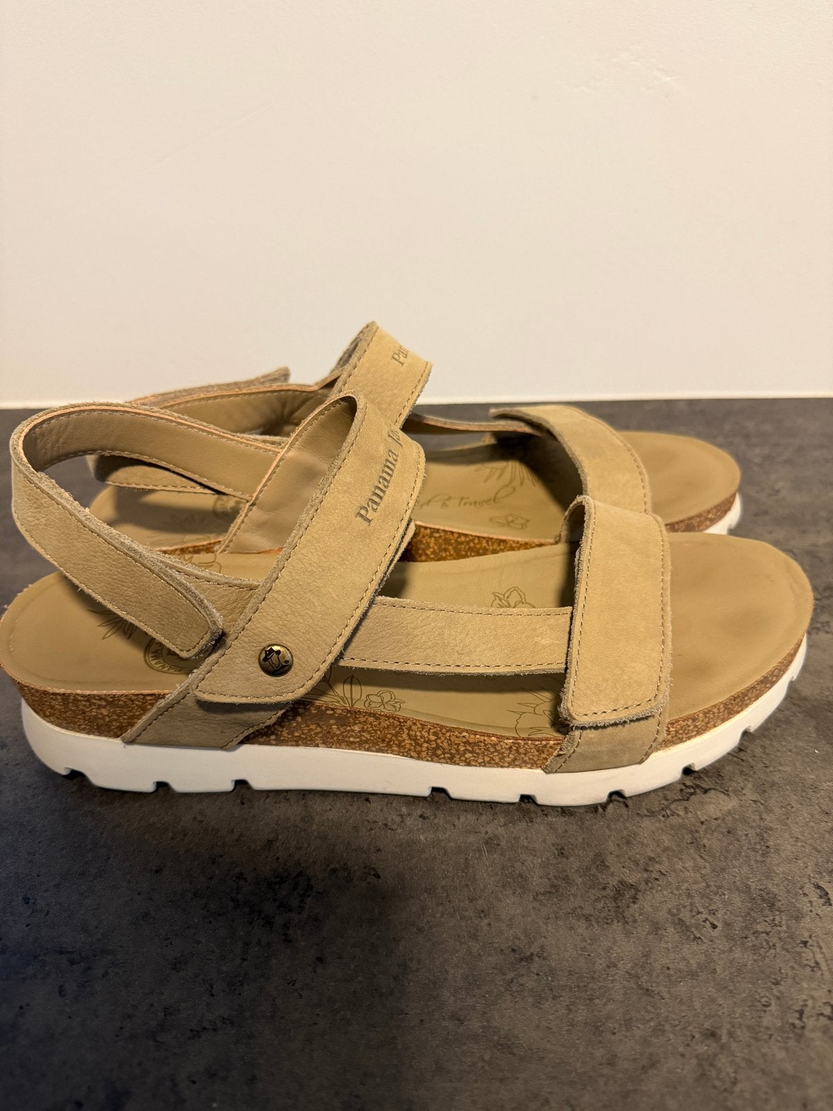 Panama Jack sandalen maat 42 met klittenband, Ophalen of Verzenden, Beige