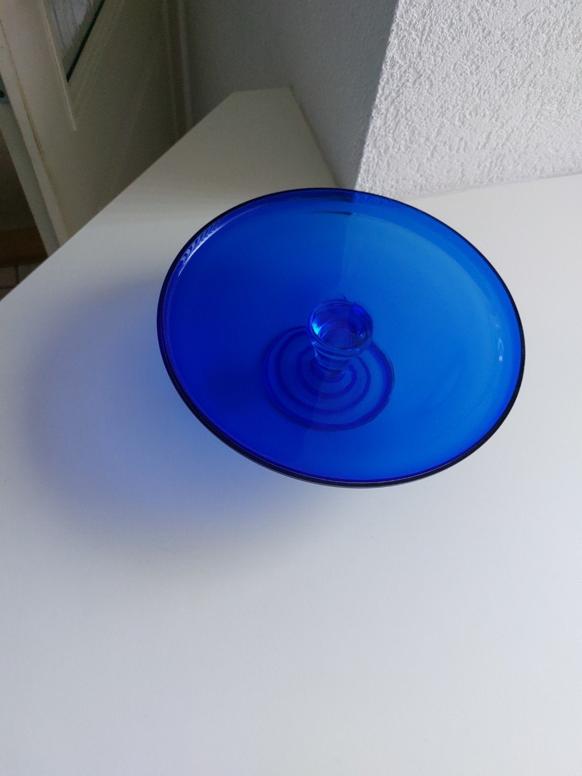 Blauwe Provençaalse schaal op voet, Op voet, Overige typen, Rond, Ophalen of Verzenden