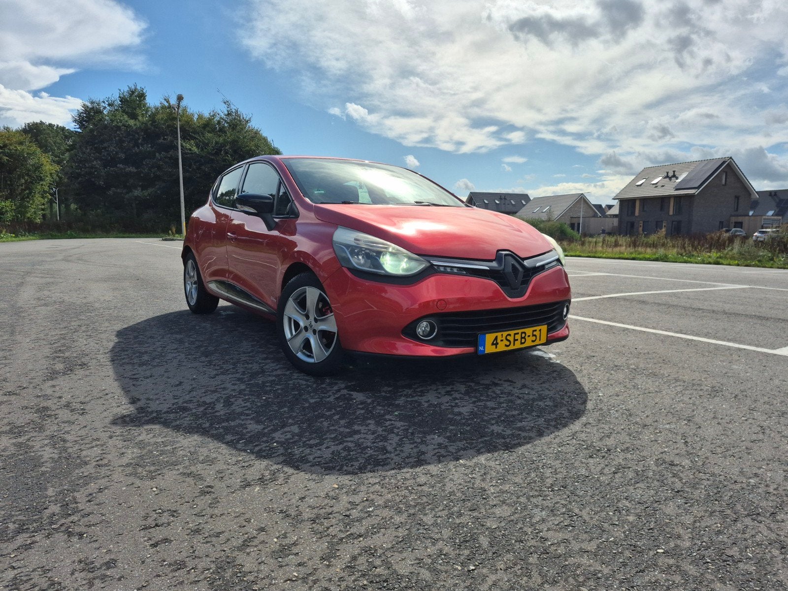 Renault Clio 0.9 TCE Expression, Led, CarPlay, Android auto, 898 cc, Stof, 40 €/maand, Origineel Nederlands