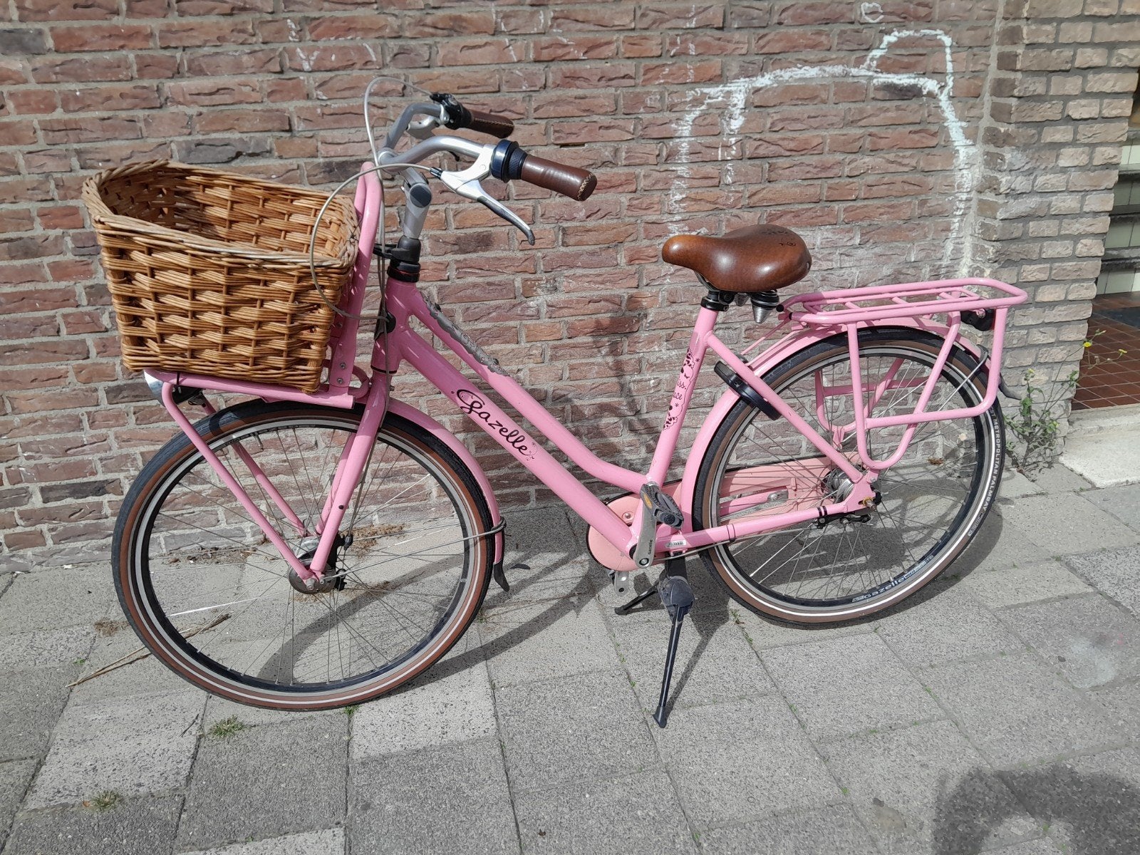 Roze Gazelle Miss Grace damesfiets met mand, Fietsen en Brommers, Ophalen, Gebruikt, Velgrem, Versnellingen