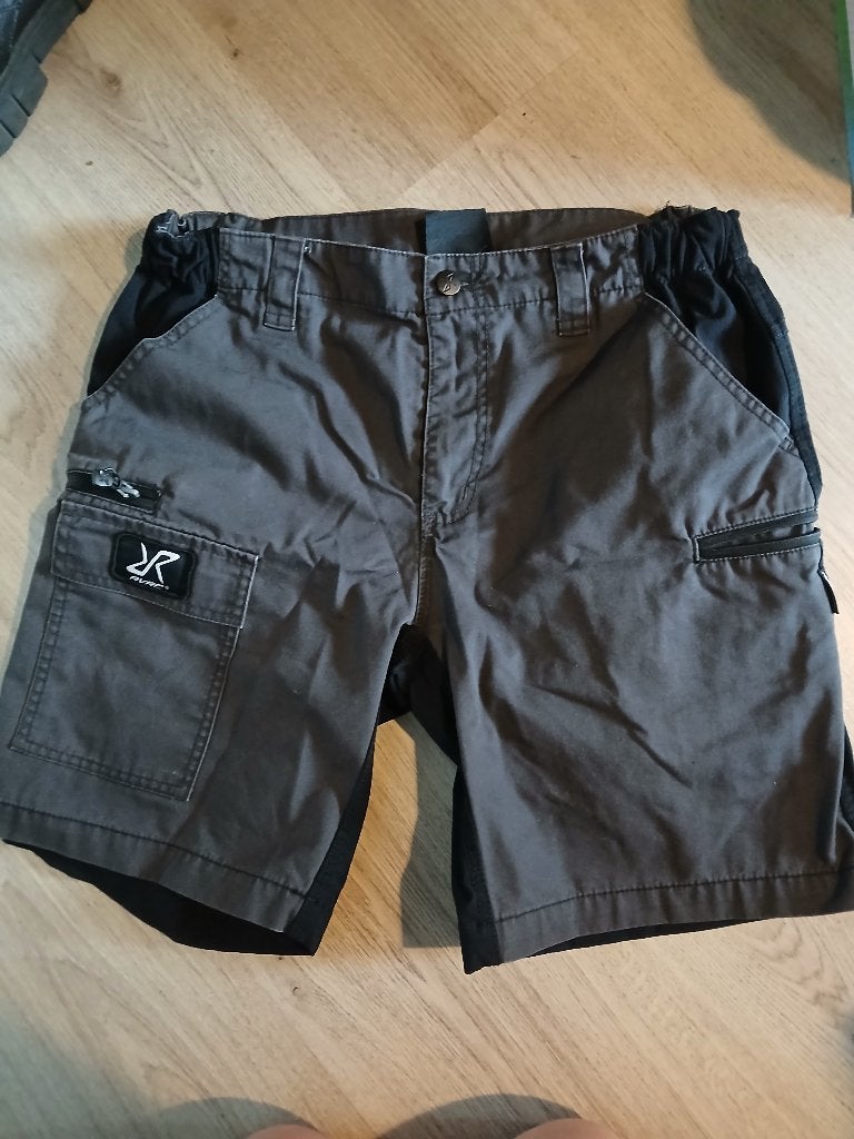 Revolution race korte broek dames xl, Kort, Maat 46/48 (XL) of groter, Ophalen of Verzenden, Zo goed als nieuw